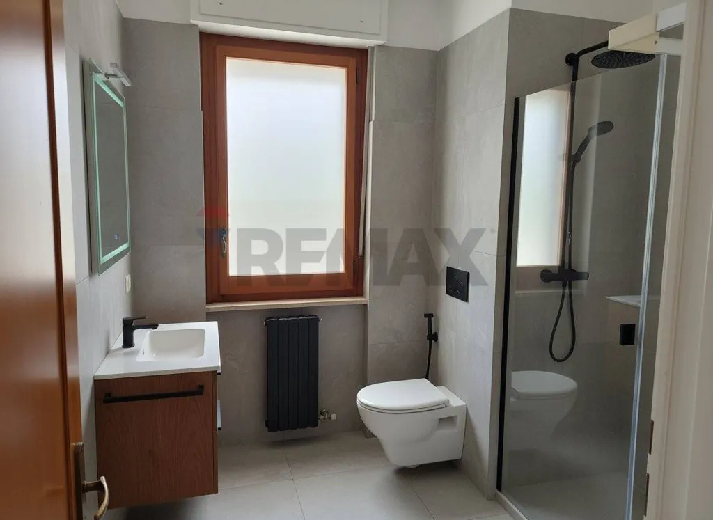 Vannitoad - Bright Apartment with Terrace in Vasto
