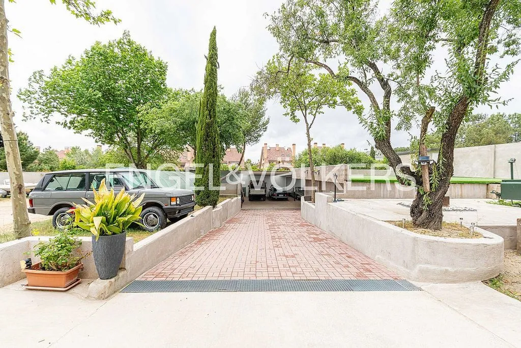 driveway
