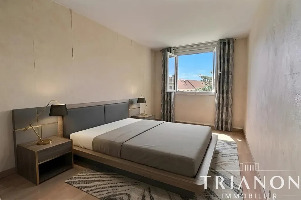 Magamistoad - Duplex with Parking in Poissy Centre
