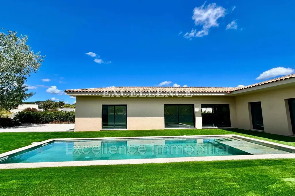 Bassein - New Villa with Pool in Grimaud