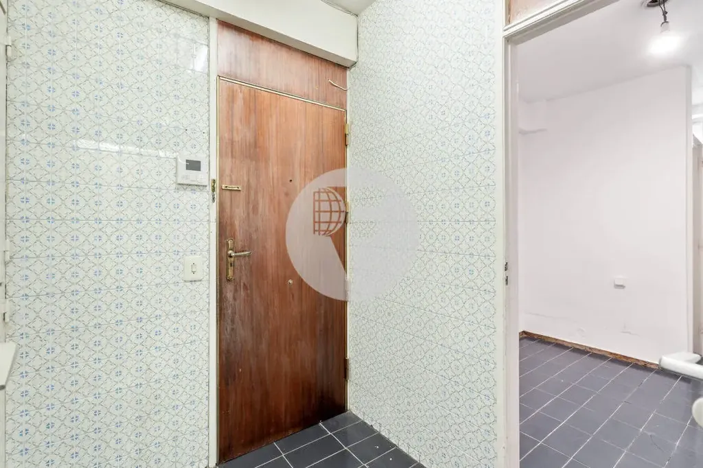 Hallway - Spacious Flat with Terrace in Exclusive Barcelona