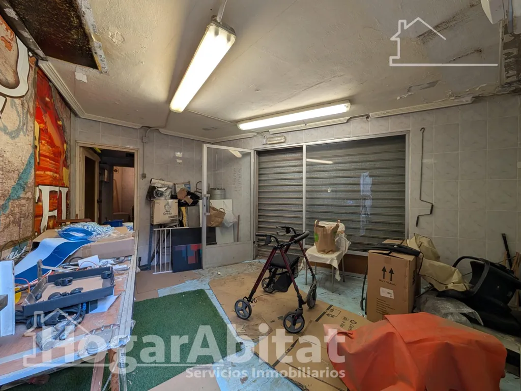 Lavanderia - Urban Plot with Workshop in San Gabriel