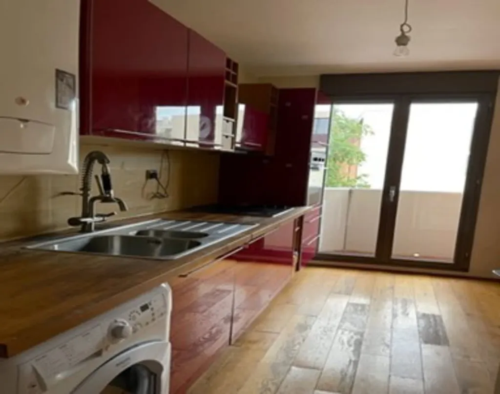 Cuisine - Appartement 3 Pièces avec Parking à St Michel
