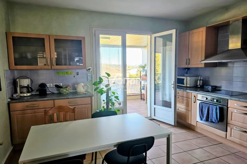 Cuisine - Appartement Duplex avec Terrasse en Centre-Ville à Les Arcs