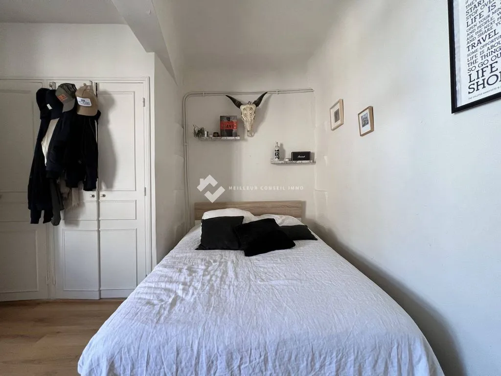 Chambres - Immeuble de rapport avec vue dégagée à Aix-en-Provence