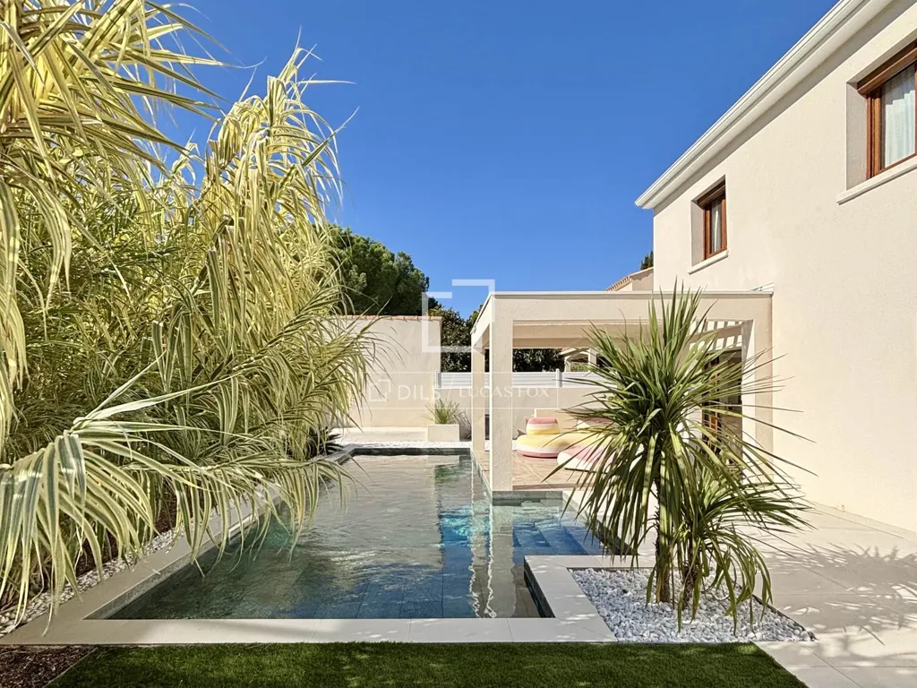 Piscine - Maison Moderne avec Piscine à Jacou