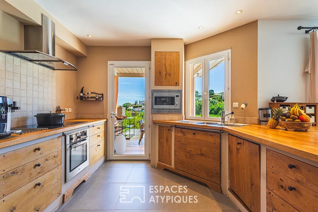 Köök - Villa with Sea View and Pool in Hyères