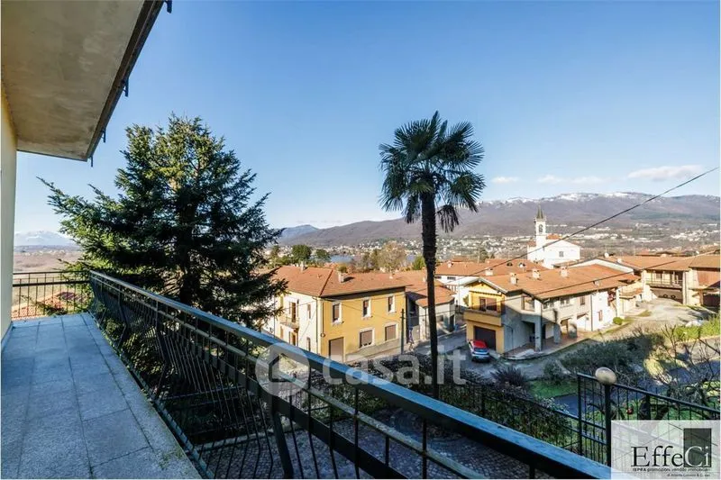 Balcon - Panoramic Villa with Lake View in Biandronno