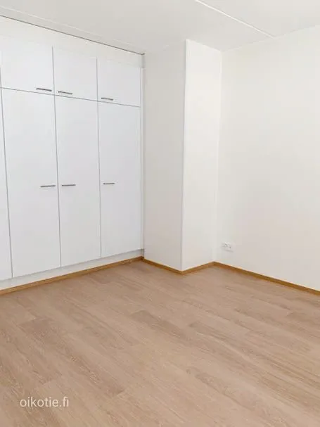 Magamistoad - Modern Flat with Balcony in Malmi, Helsinki