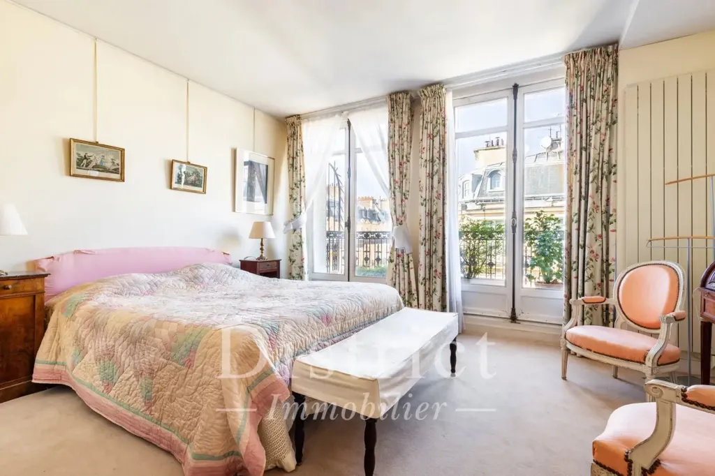 Magamistoad - 5-Piece Apartment with Balcony in Triangle d'Or