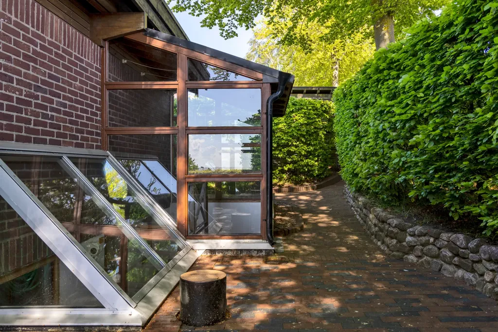 Jardin - Architectural Villa with Sea View in Bjärred
