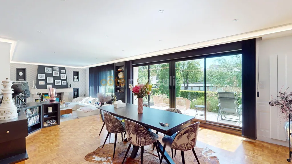 Söögituba - High-End Flat in Saint-Lô Centre