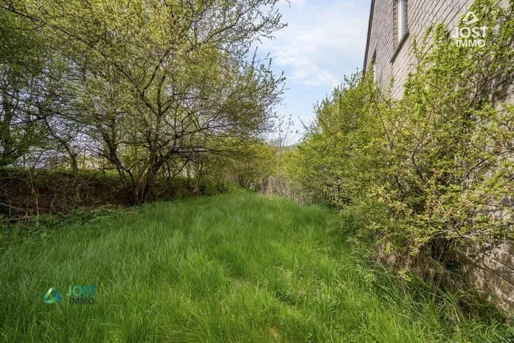 House with Development Potential in Wolkrange