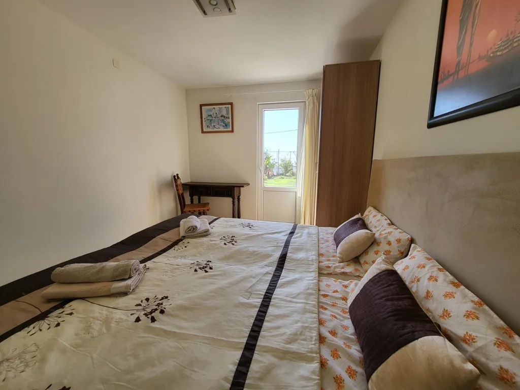 Magamistoad - Detached Villa with Private Garden in Arona