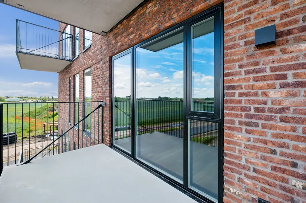 Balcon - New 2-Bedroom Apartment with Balcony in Aalborg