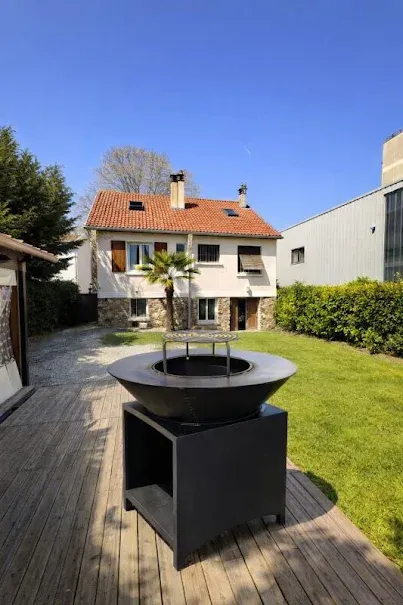Giardino - Charming Maison with Garden in Montreuil