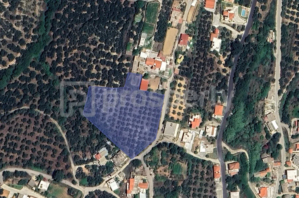 Õhuvaade - Large Plot with Sea and Mountain Views in Polemarchi