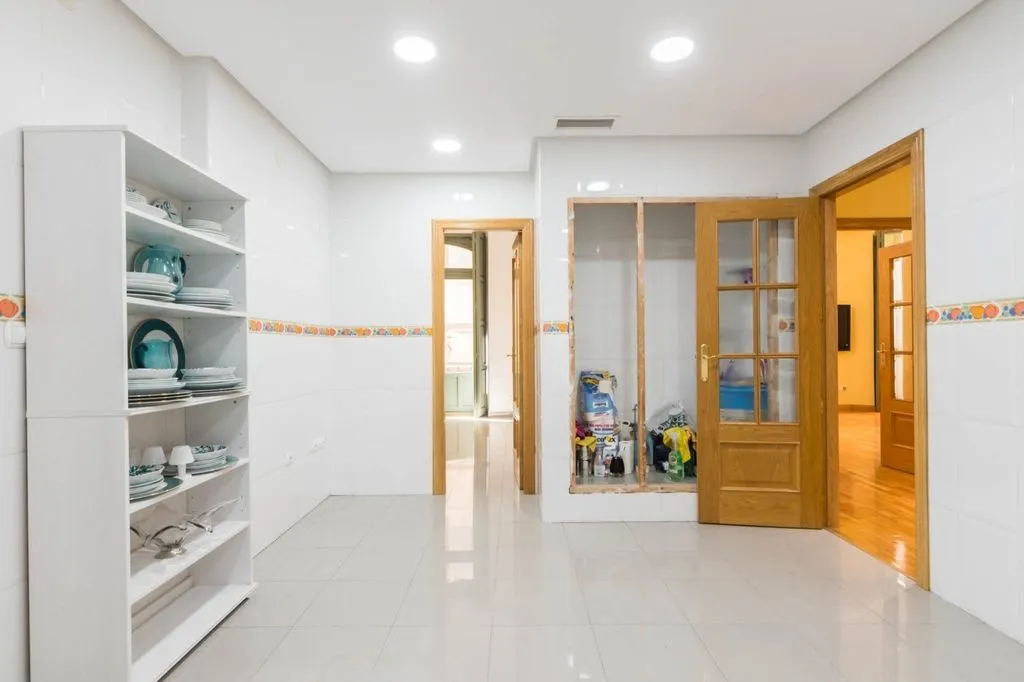 Esik - Luxury Flat with Balcony in Murcia Centre