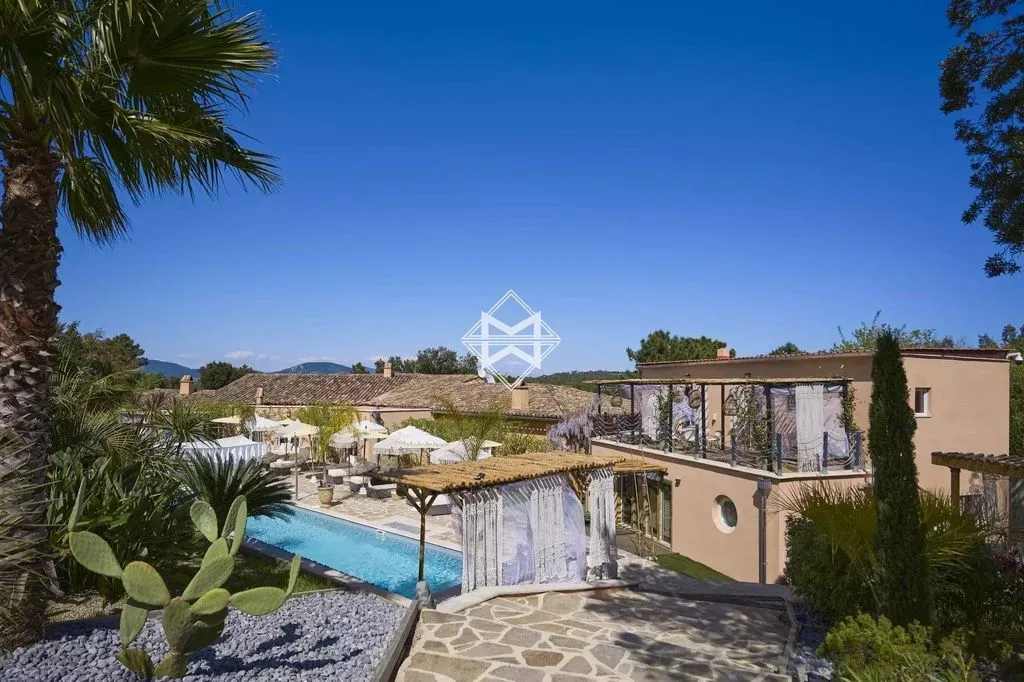 Piscine - Villa Luxueuse avec Piscine à Ramatuelle