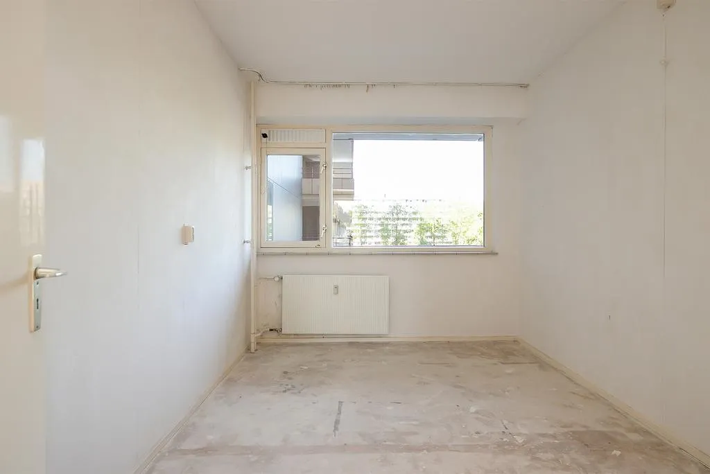 Toad - 4-Bedroom Apartment with Balcony in Delft