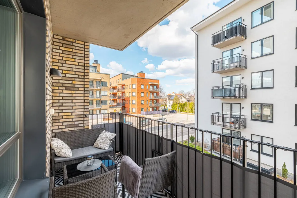Balcon - Modern Flat with Balcony in Eskilstuna