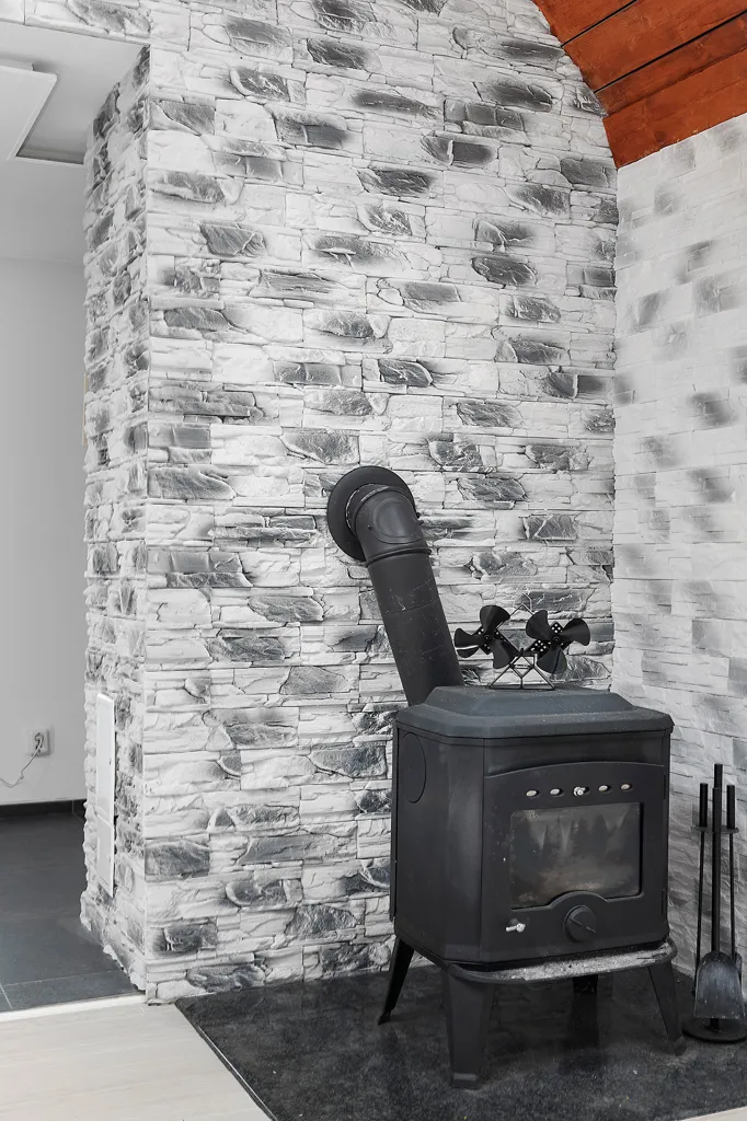 Elutuba - Charming 1909 Farmhouse with Open Views in Bjäraryd