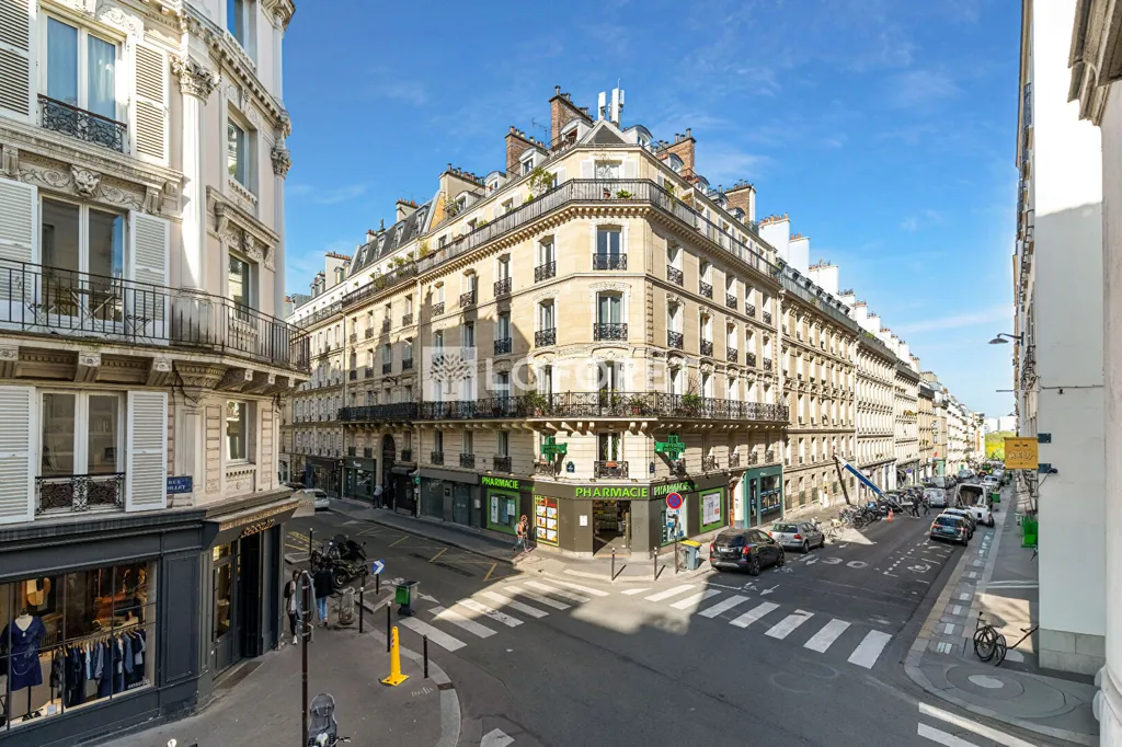 Välivaade - 2-Bedroom Apartment with Potential in Paris 17th