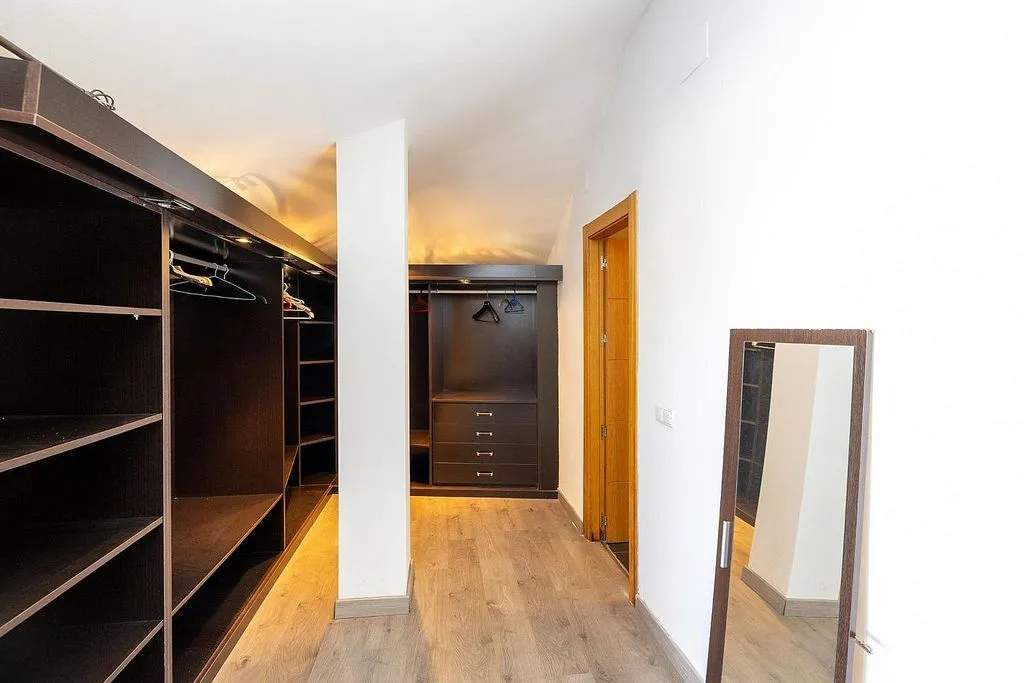 Pièces - Duplex with Private Garage in Santa Fe