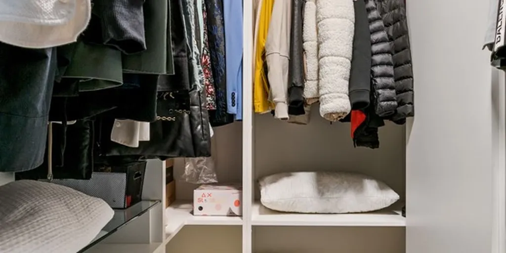 Pièces - Maison Moderne avec Espace de Travail à Genk