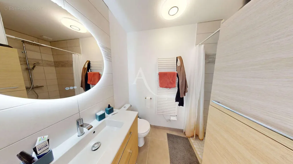 Vannitoad - Modern Flat with Garden in Ligugé