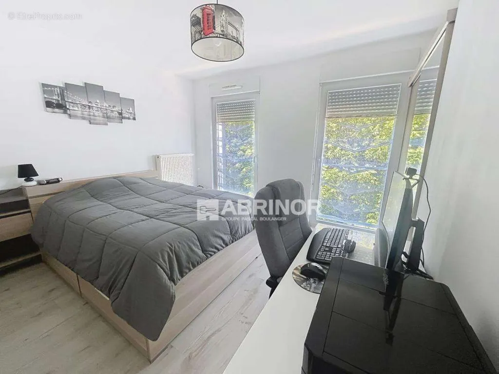 Chambres - Appartement avec Balcon à Wattignies