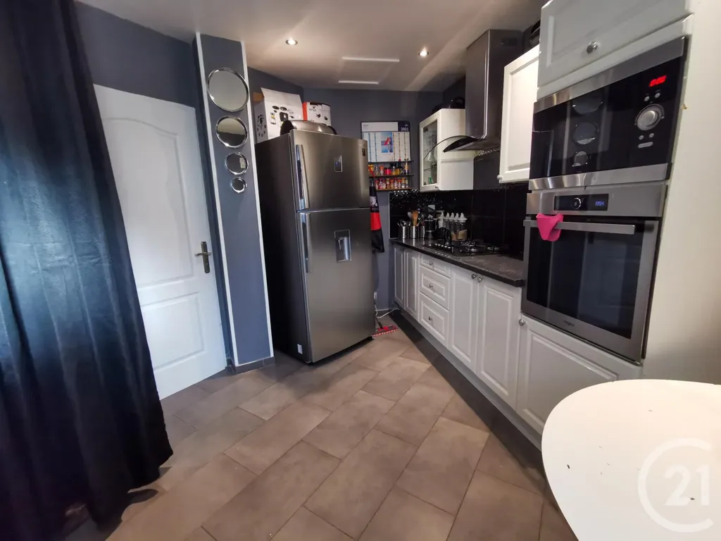 Cuisine - Maison Rénovée avec Piscine à Grenade