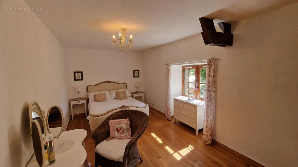 Magamistoad - Charming Farmhouse with Garden in Évriguet