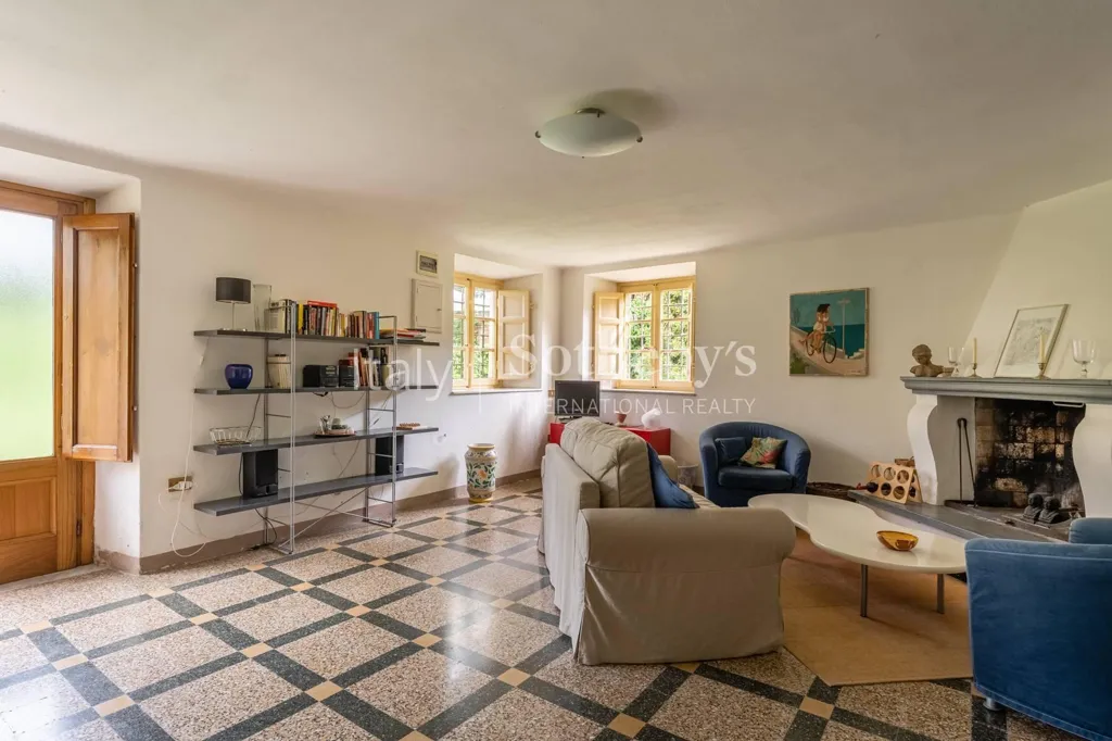 Elutuba - Historic Villa with Pool near Lucca