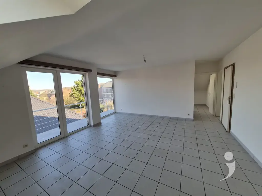 Pièces - Appartement Rénové avec Terrasse à Leuven