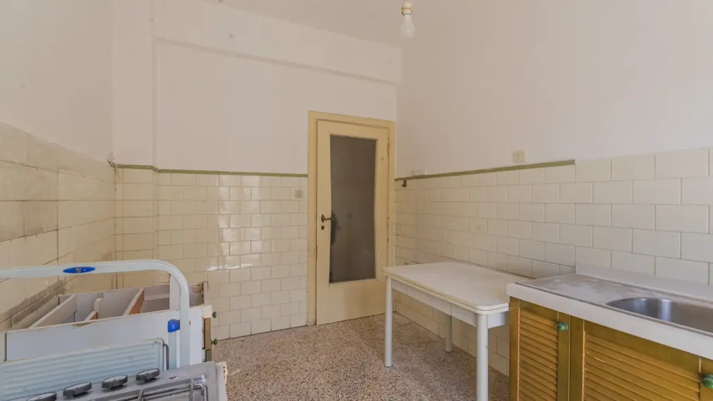 Cuisine - Apartment to Renovate in Rome
