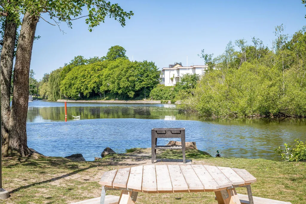Well-Maintained Two-Bedroom Flat in Tannefors
