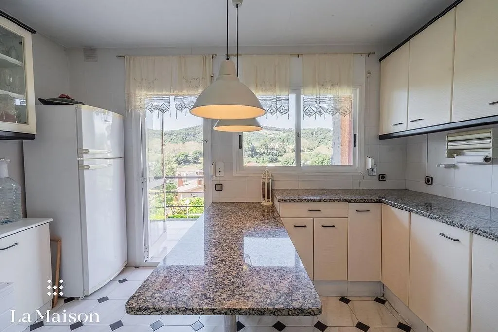 Kitchen - Luxury House with Pool in Arenys de Munt