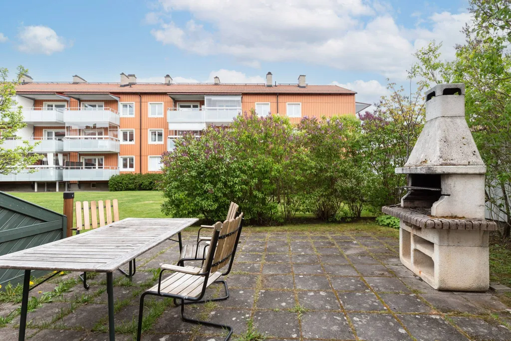 Terrasse - Apartment with Balcony in Restalundsvägen