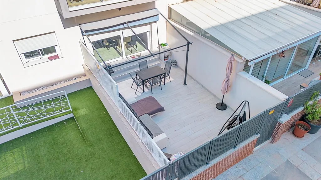 Vue aérienne - Modern Flat with Terrace in Ciudad Jardín, Elche
