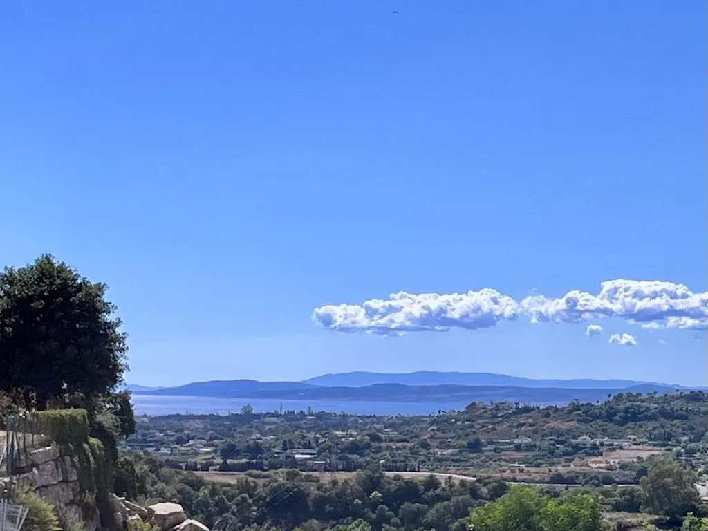 Balcon - Luxury Villa Plot with Mountain Views in Estepona