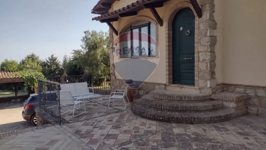 Välivaade - Spacious Villa with Garden in Piazza Armerina