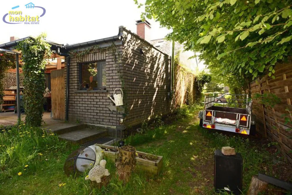 Jardin - Maison 4 Façades avec Jardin à Thuin