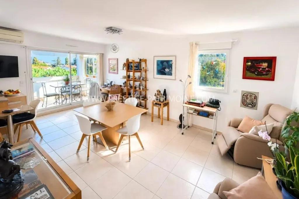 Sala da pranzo - Apartment with Terraces in Cannes Grand Parc