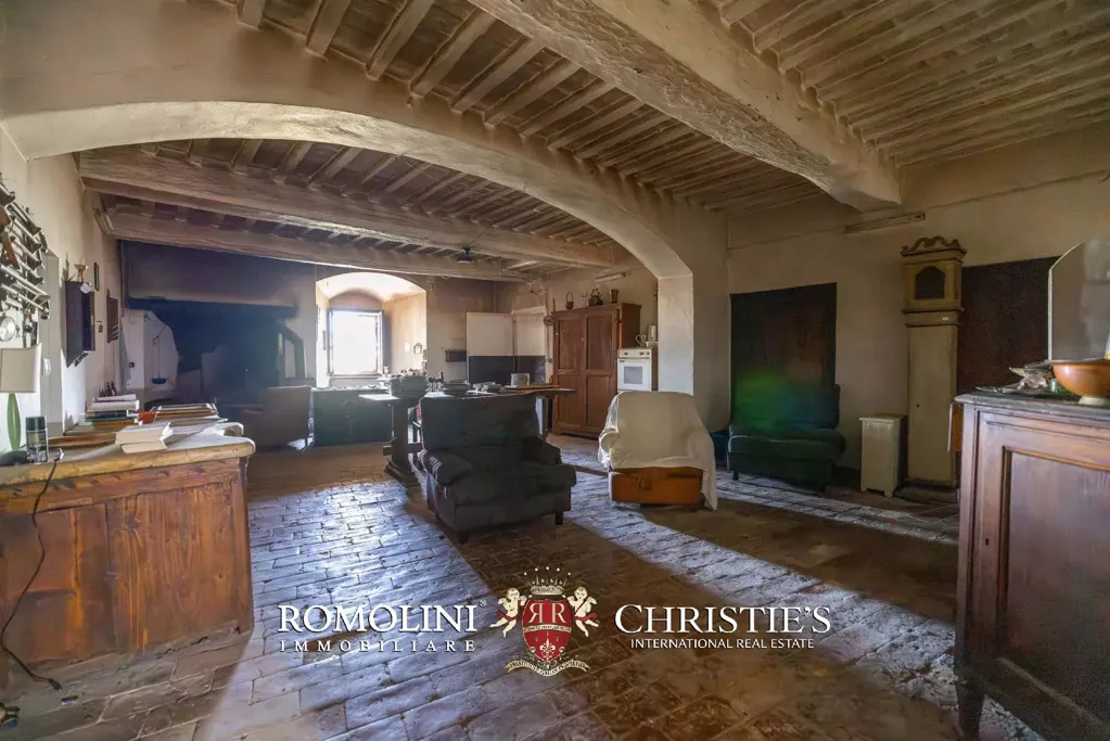 Söögituba - Medieval Castle with Panoramic Views in Val d'Orcia
