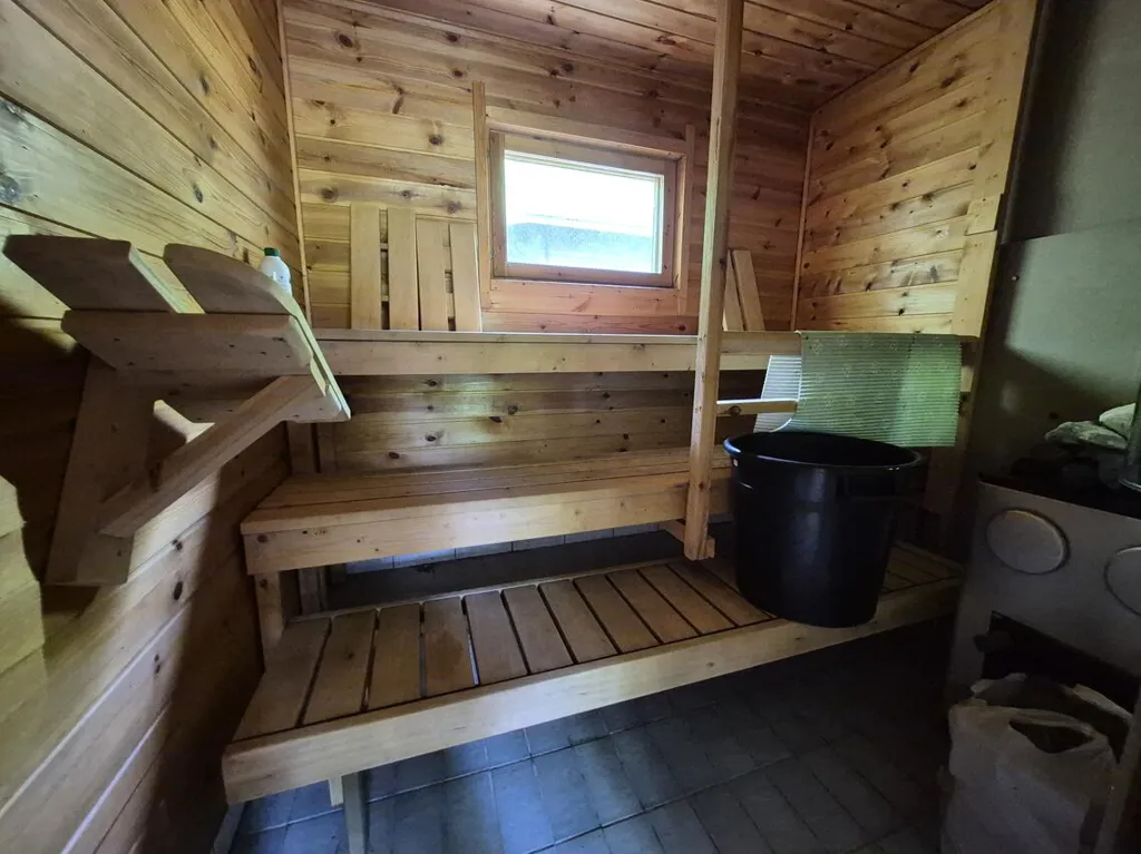 Pièces - Electrically Heated Cottage with Lake View in Sulkava