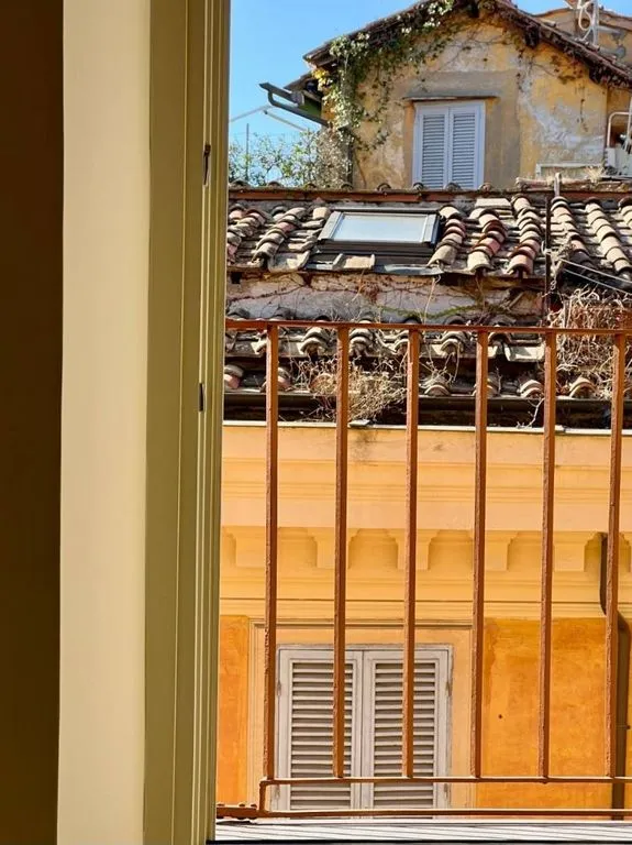 Balcone - Luxury Apartment with Historic Views in Rome