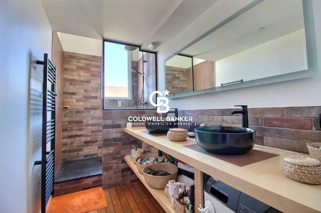 Salles de bain - Appartement Luxe avec Spa à Bordeaux