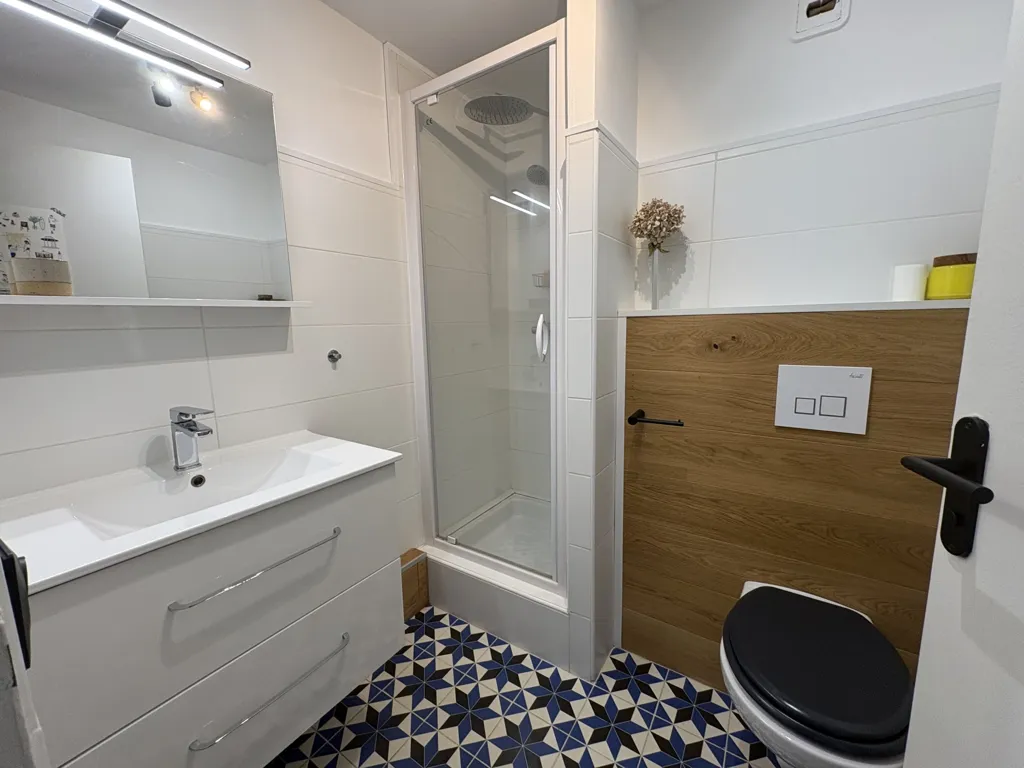 Salles de bain - Appartement Duplex avec Balcon à Anglet