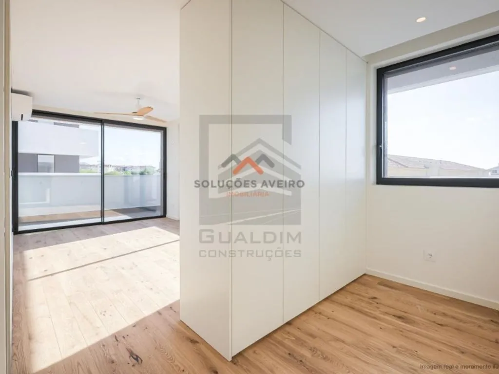 Magamistoad - Luxury Flat with Terrace in Aveiro